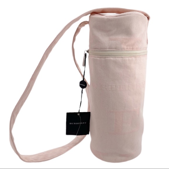 Burberry Handbags - Burberry Auth Insulated Bag Reusable Water Carrier